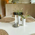 Family House With Large Garden By Ho Bay *