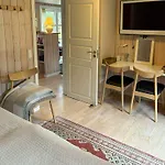 Σπίτι διακοπών Family House With Large Garden By Ho Bay