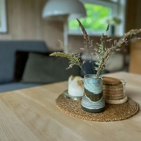 Family House With Large Garden By Ho Bay *