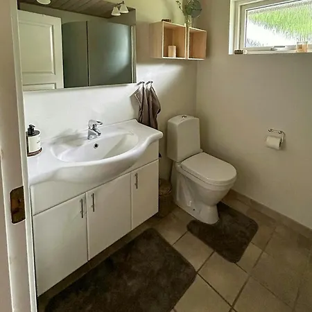 בית נופש Family House With Large Garden By Ho Bay Ho