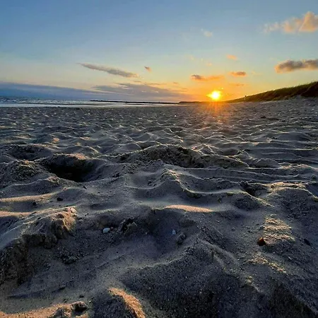 Family House With Large Garden By Ho Bay Ferienhaus *